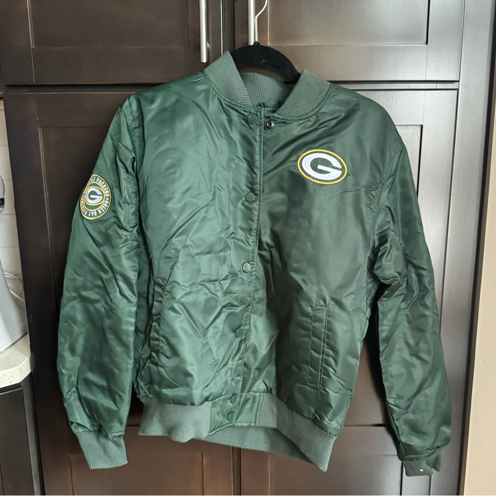 💚💛💚Green Bay Packers NFL Team Apparel Bomber Jacket